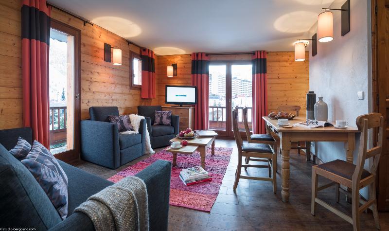 Chalets Montana Airelles Тинь Экстерьер фото