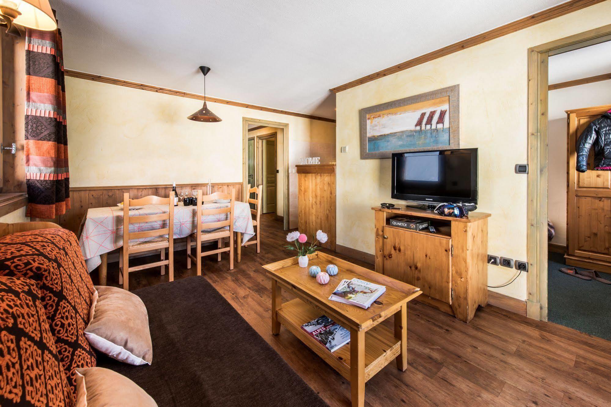 Chalets Montana Airelles Тинь Экстерьер фото