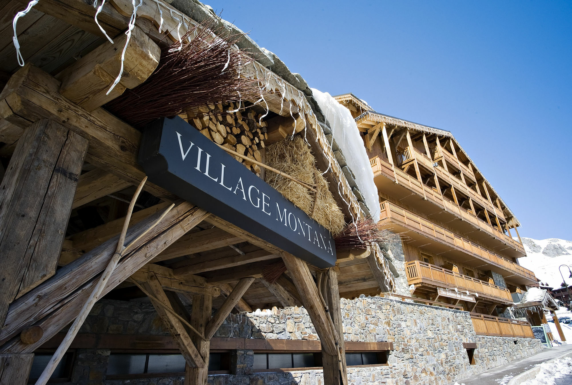 Chalets Montana Airelles Тинь Экстерьер фото